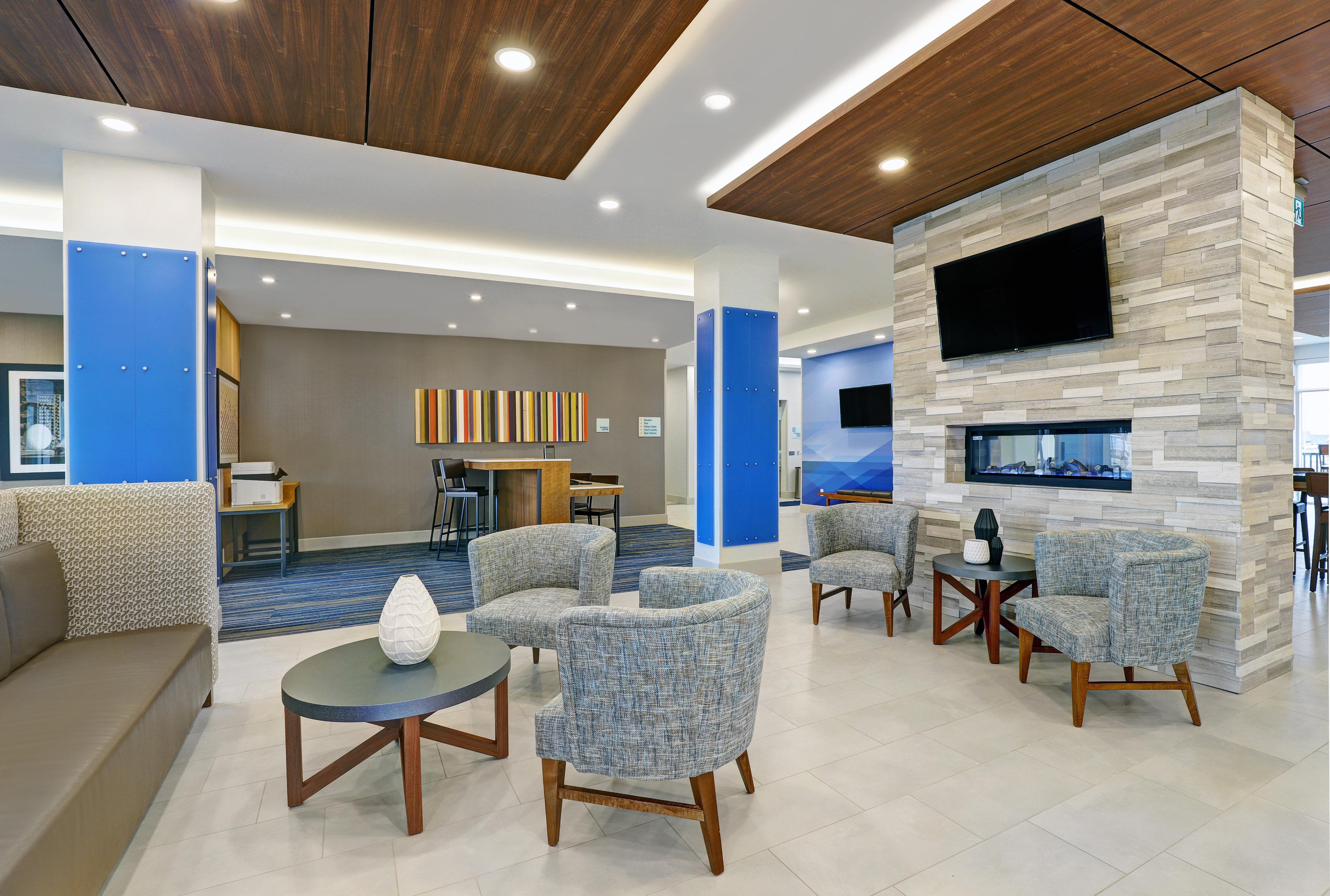 Holiday Inn Express & Suites - Port Elgin Exterior foto